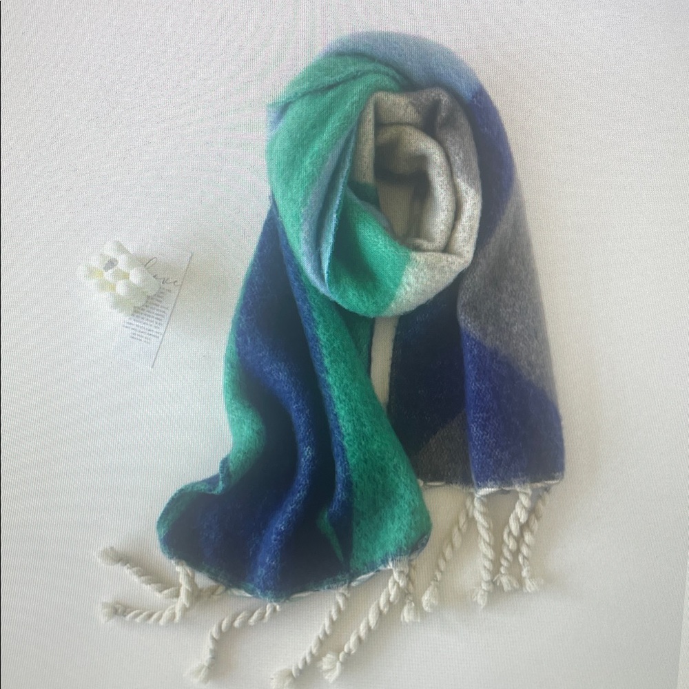 Elegant Multicolor Scarf